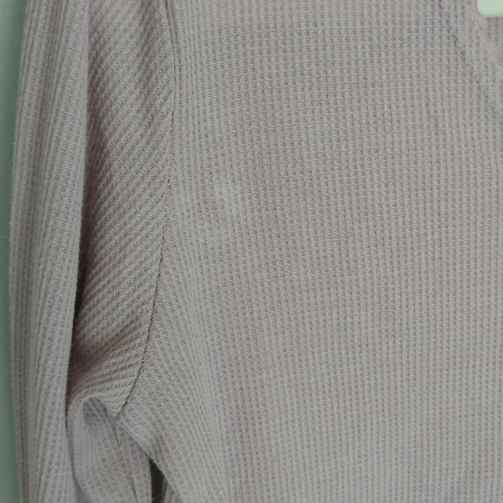 Freshman Lavender Lightweight Waffle-Knit Long-Sleeve Crop Top - Picture 7 of 8